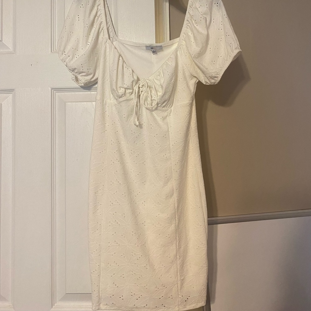 dress - Picture 3 of 5